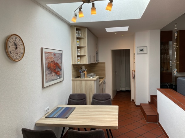 Küche und Esszimmer